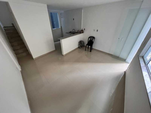 Imagem 2 de 11 de Casas De Condomínio À Venda Em Nilópolis - Sicn20034