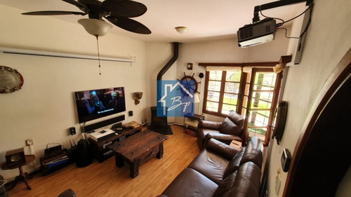 Casa En Venta, Pinares, Punta Del Este- Ref: 524