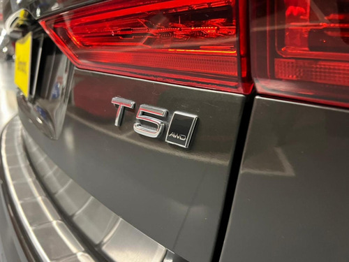 Volvo XC60 T5 MOMENTUM AWD