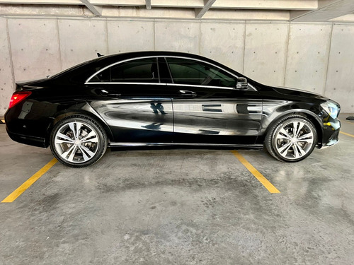 Mercedes-Benz Clase CLA 1.6 200 Cgi Sport At