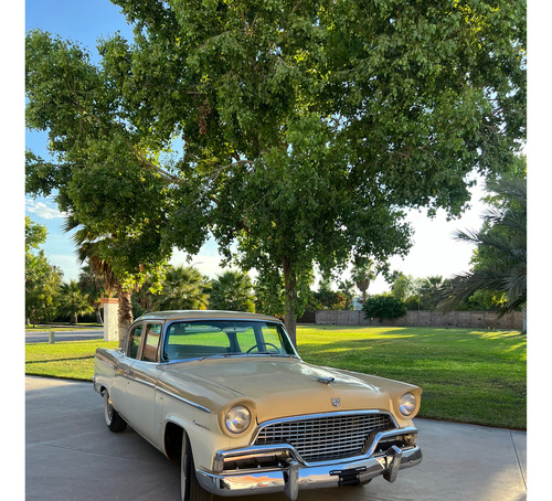 Carro Clásico Studebaker Modelo Commander