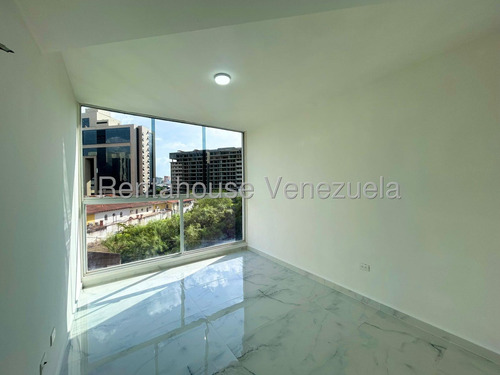 Apartamento En Alquiler En Triangulo Del Este, Barquisimeto