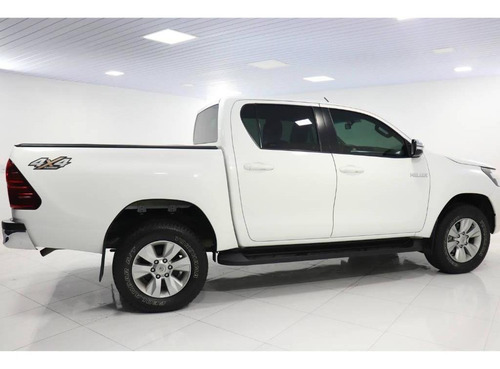 Toyota Hilux Srv Cd 2.8 4x4