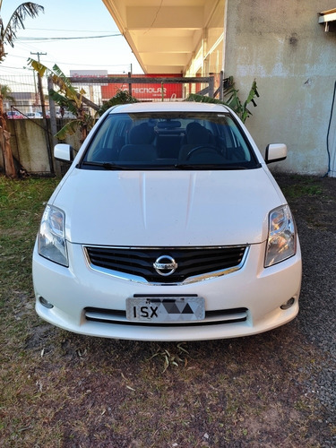 Imagem 2 de 10 de Nissan Sentra 2013 2.0 S Flex Aut. 4p
