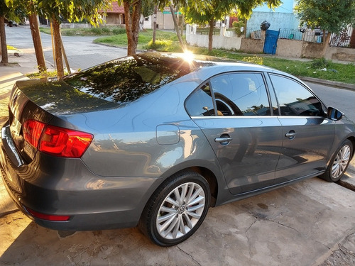 Volkswagen Vento 2.0 Sportline Tsi 200cv Dsg 2011