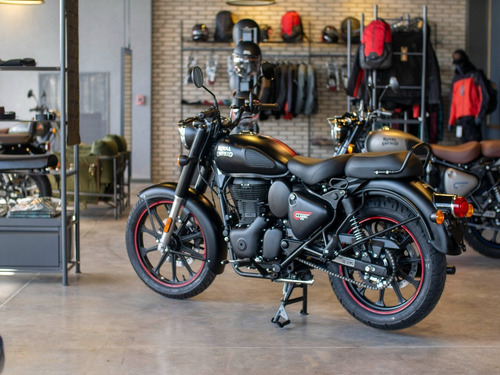 Imagen 15 de 25 de Royal Enfield Classic 350 Dark Stealth Reserva La Tuya Ya!