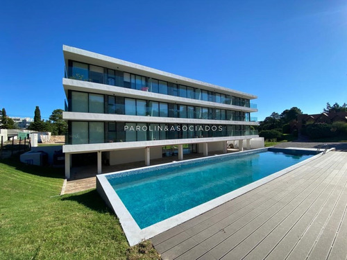 Apartamento En Venta 3 Dormitorios!