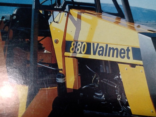 Folder Catálogo Trator Valmet 880 Medida 21x30 Cms Com 2 Pgs (Usado)