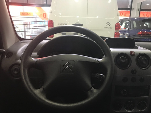Imagen 21 de 24 de Berlingo Furgon Mixta Nafta 0 Km