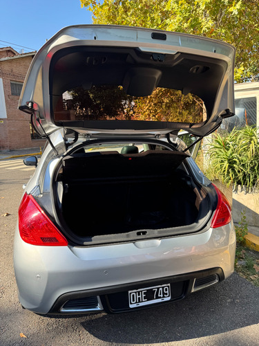 Peugeot 308 2.0 Feline 143cv