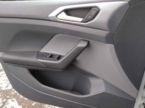 Imagen 14 de 15 de Volkswagen T-cross 2021 5p Comfortline L4/1.6 Aut