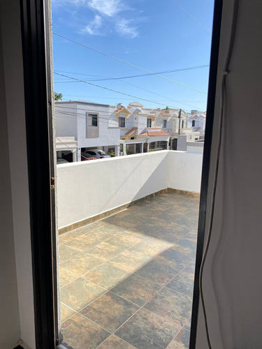 Renta Casa Amueblada En Los Portales