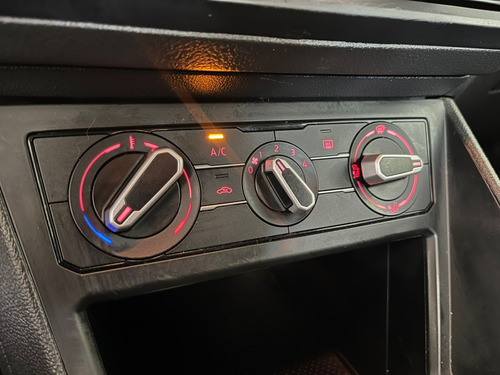 Volkswagen Virtus 1.6 MSI TOTAL FLEX AUTOMÁTICO