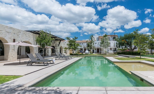 Casa En Venta En Torre De Piedra Frente A Antea Nueva Modelo Grande