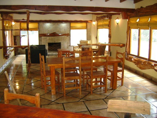 Imagen 6 de 14 de Casa Estilo Cabaña En El Bosque Peralta Ramos