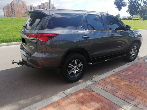 Toyota Fortuner Fortuner 2.7 Sw4 4x2