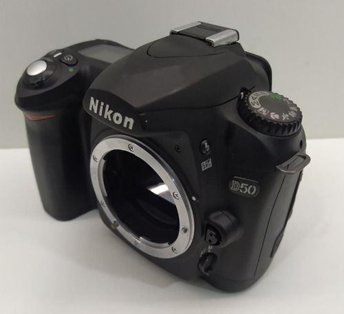 Camera Nikon D50 Com Defeito Ler Descrição