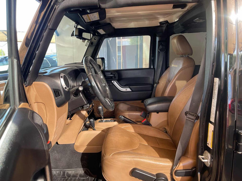 Jeep Wrangler 3.6 3p Sahara V6 4x4 At