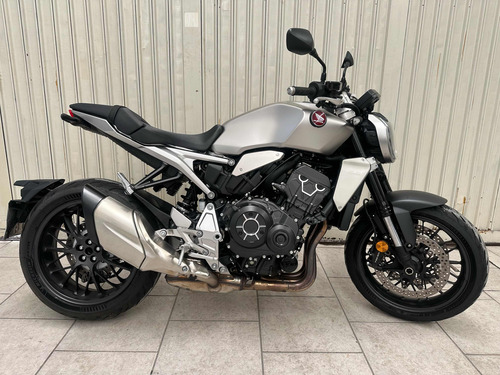 Honda Cb 1000 R 2022 Prata Un Dono Estudo Troca 2736 Km