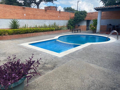Imagen 14 de 24 de Townhouse En Venta En Mañongo Cod. 156464