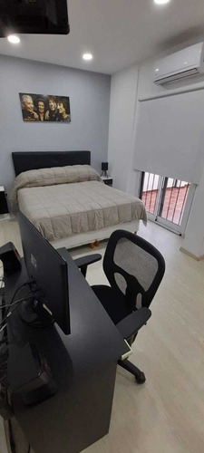 Imagen 5 de 8 de Depto 3 Ambientes Con 2 Patios Y Terraza / R. Mejia