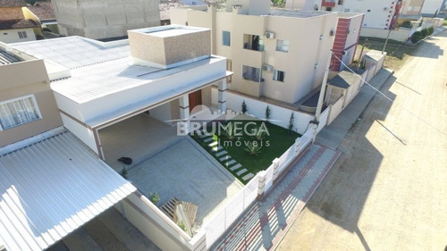 Imagem 18 de 21 de Casa Alto Padrão - Dom Joaquim - 3 Dormitórios ( Sendo 1 Suíte ) - 3737