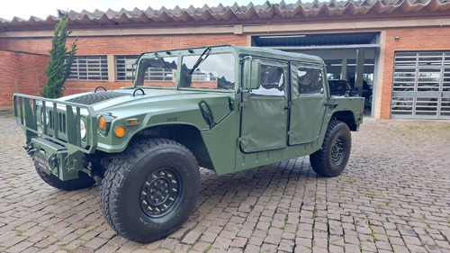 Hummer M1038