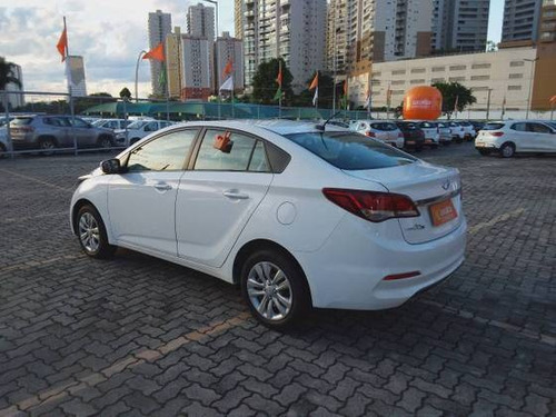 Hyundai Hb20s 1.6 Comfort Plus 16v Flex 4p Automático