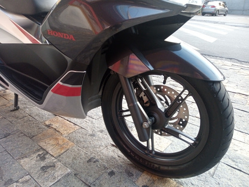Imagem 9 de 10 de Honda 2018