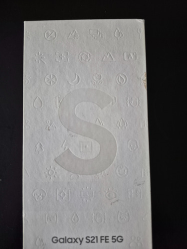 Galaxy S21 Fe 5g / Samsung Incluye Cable Usb C Y 1 Case Blanco (Usado)