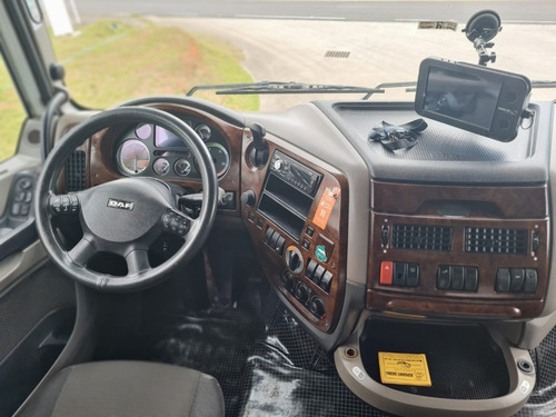 Imagem 4 de 15 de Daf Xf 105 Ftt 460 6x4 2017