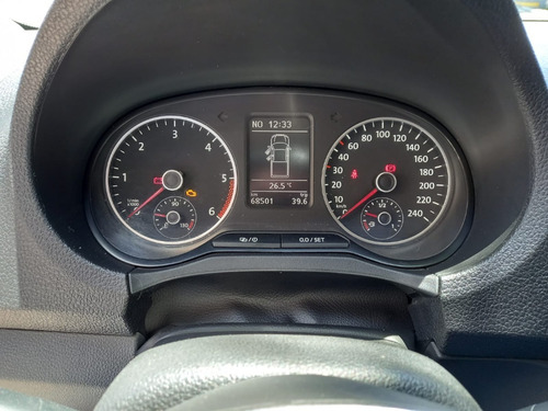 Imagen 13 de 22 de Volkswagen Amarok Dc 2.0l Tdi 180 Cv 4x2 125 Automania