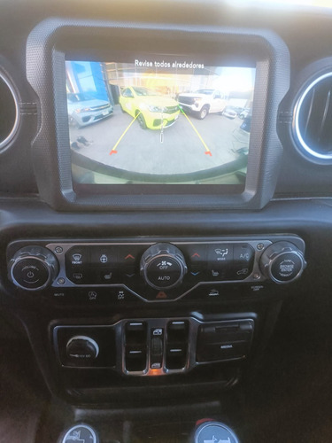 Jeep Wrangler 3.7 Unlimited Sahara 3.6 4x4 At