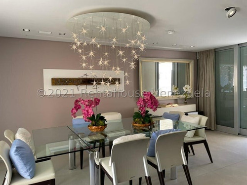 Espectacular Y Lujoso Apartamento Amoblado En Venta En Las Mercedes. Ch.