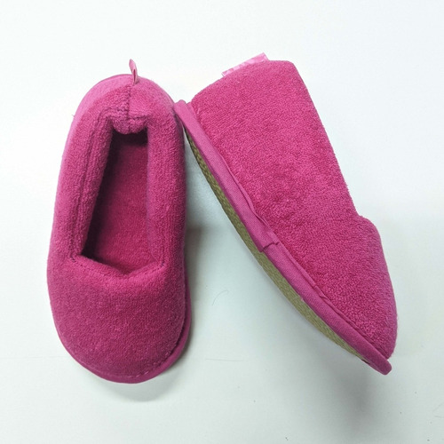 Imagen 4 de 4 de Pantufla Towel Fucsia