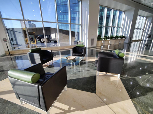 Oficina Amoblada En Torre Catalinas Plaza