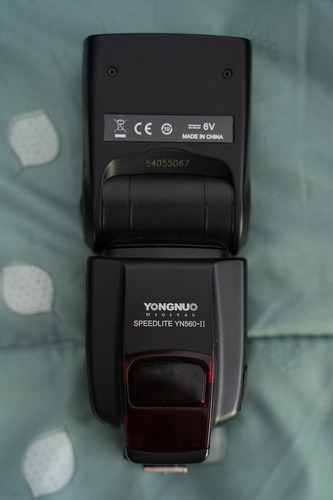 Flash Yongnuo Yn560 Ii Speedlite Para Cámaras Profesionales Negro (Usado)