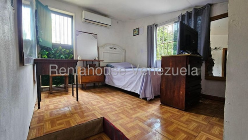 Casa En Venta Los Palos Grandes