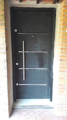 Imagen 4 de 10 de Herreria Puertas Portones Frente Rejas Enchapado En General