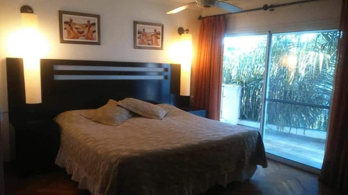 Imagen 8 de 28 de Casa En Venta 3 Dormitorios - Villa Del Lago - Carlos Paz