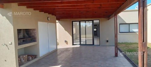 Imagen 16 de 20 de Casa En Venta Y Alquiler En El Canton - Maroto Propiedades