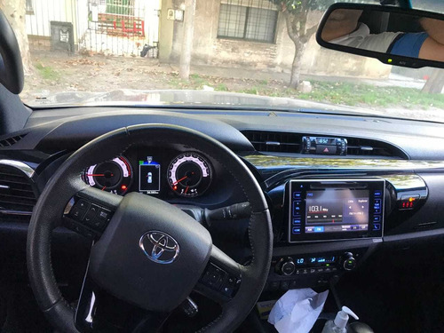 Imagen 10 de 10 de Toyota Hilux 2019 2.8 Cd Srx 177cv 4x4 At