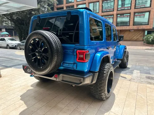 Jeep Wrangler Rubicon Sahara 4DR