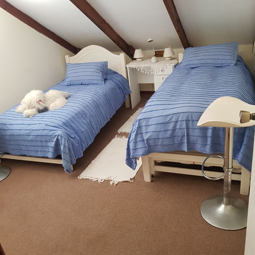 Arriendo Por Noche Acogedora Casa, Con Excelente Ubicación.
