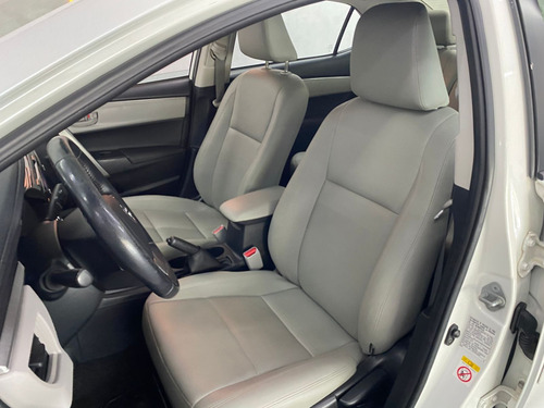 Toyota Corolla GLi 1.8 Flex 16V Aut.