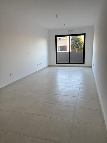 Hermoso 3 Ambientes Desarrollado En Una Planta En Venta!