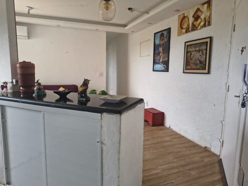 Apartamento 2 Dormitórios Na Praia