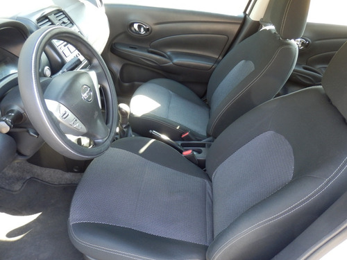 Imagen 9 de 15 de Nissan Versa 2019