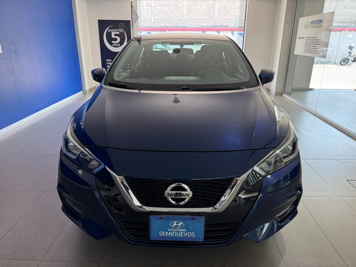 Nissan Versa 4p Advance L4/1.6 Aut