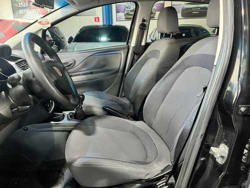 Fiat Punto 1.4 Attractive Flex 5p